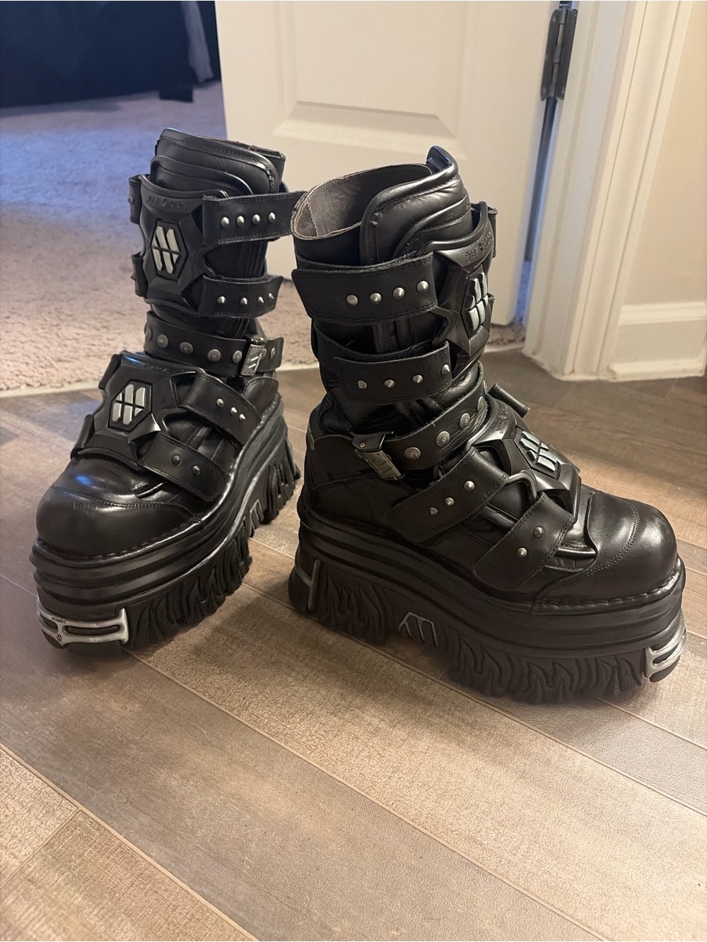Vetements x new rock boots eu 40